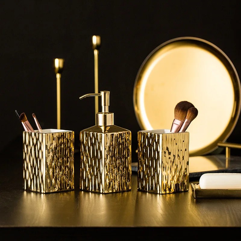 Zara Home Bathroom Set - Ensemble d'accessoires de salle de bains
