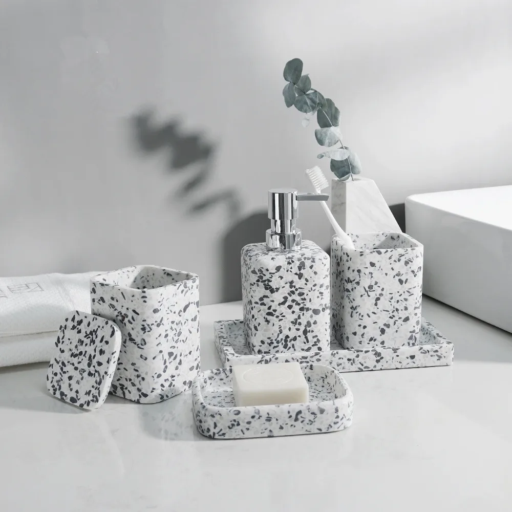 Distributeur de savon en pierr - Zara Home Bathroom Set avis et prix
