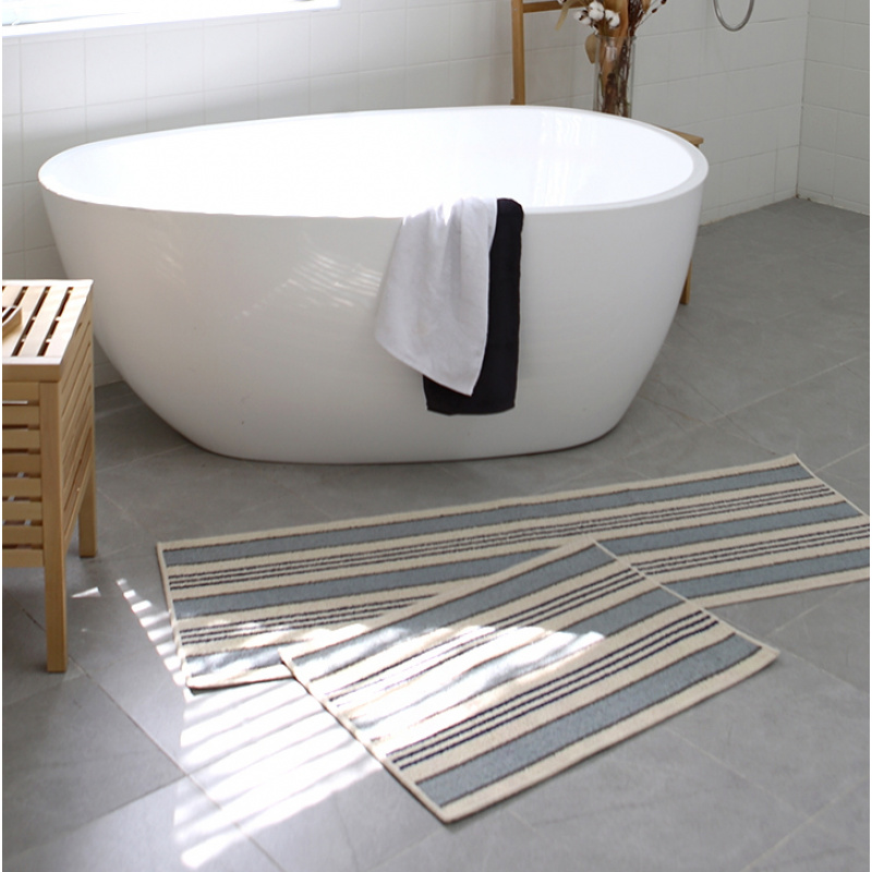 Tapis de salle de bain rayé mi - Zara Home Bathroom Mat avis et prix
